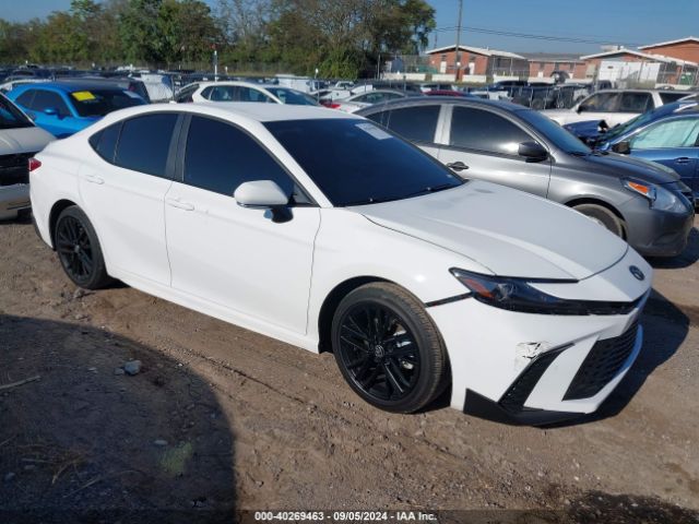 Global Auto Auctions: 2025 TOYOTA CAMRY