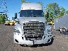3AKJHHDR8JS****** Wrecked 2018 Freightliner New Cascadia 126 in Virginia State