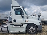 3AKBGDBG4GD****** Destrozados 2016 Freightliner Cascadia 125 en Estado de Carolina del Norte