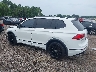 3VV3B7AXXLM****** Salvamento y Reparables 2020 Volkswagen Tiguan en Lexington