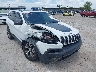 1C4PJMBS0HW****** Salvamento y Destrozados 2017 Jeep Cherokee en Dallas