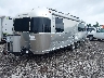 1STJFYJ24KJ****** Usados y Reparables 2019 Airstream International Queen Serenity 25fb Travel Trailer en Louisville North
