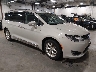 2C4RC1EG3HR****** Salvamento y Destrozados 2017 Chrysler Pacifica en Des Moines