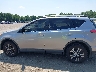 2T3BFREV8HW****** Reparables 2017 Toyota RAV4 en Estado de Massachusetts
