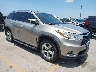 5TDYKRFH0GS****** Salvamento y Destrozados 2016 Toyota Highlander en Austin North