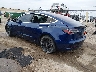 5YJ3E1EA1JF****** Salvamento y Reparables 2018 Tesla Model 3 en Wichita