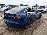 5YJ3E1EA1JF****** Salvamento y Destrozados 2018 Tesla Model 3 en Estado de Kansas