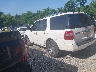 1FMJU2A59AE****** Salvamento y Reparables 2010 Ford Expedition en Pittsburgh North