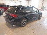 3VV2B7AX7KM****** Salvamento y Destrozados 2019 Volkswagen Tiguan en Estado de Michigan