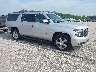 1GNSKHKC8HR****** Salvamento y Destrozados 2017 Chevrolet Suburban en Indianapolis South