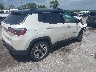 3C4NJDCB0JT****** Salvamento y Destrozados 2018 Jeep Compass en Estado de Iowa