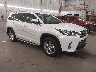 5TDDZRFH6HS****** Salvage and Wrecked 2017 Toyota Highlander in Saint Cloud