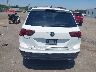 3VV1B7AX8LM****** Wrecked 2020 Volkswagen Tiguan