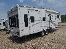 1C932FN045A****** Usados y Reparables 2005 NuWa Hitch Hiker Ii 5th Whl Travel Trailer en Wichita