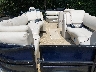 PWV1489***** Destrozados 2018 Silver Wave Pontoon en Rec Rides Online Exclusive