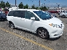 5TDKZ3DC4HS****** Salvamento y Destrozados 2017 Toyota Sienna en Fontana