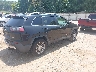 1C4PJMCB8KD****** Salvamento y Destrozados 2019 Jeep Cherokee en Estado de Tennessee