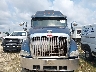 1XP7DB9X65D****** Wrecked 2005 Peterbilt 387