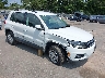 WVGBV7AX2GW****** Salvamento y Destrozados 2016 Volkswagen Tiguan en Long Island