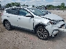 2T3DFREV8HW****** Salvamento y Destrozados 2017 Toyota RAV4 en Milwaukee