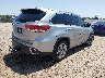 5TDDZRFH4HS****** Salvamento y Destrozados 2017 Toyota Highlander en Estado de Kansas