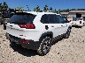1C4PJMBS4FW****** Salvamento y Destrozados 2015 Jeep Cherokee en Estado de Wisconsin
