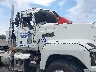 1M1PN4GYXRM****** Destrozados 2024 Mack Pinnacle en Estado de Florida