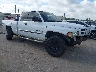 1B7HF13ZX1J****** Salvamento y Destrozados 2001 Dodge Ram 1500 en Houston