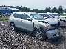 5N1AT2MV9JC****** Salvamento y Destrozados 2018 Nissan Rogue en Greenville