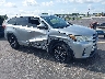 5TDZARFH8HS****** Salvamento y Destrozados 2017 Toyota Highlander en Miami North