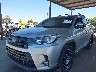 5TDJZRFH8HS****** Used and Repairable 2017 Toyota Highlander in Fresno