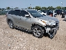 5TDYKRFH0FS****** Salvamento y Destrozados 2015 Toyota Highlander en Wichita