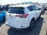 2T3WFREV6JW****** Salvamento y Destrozados 2018 Toyota RAV4 en Estado de California