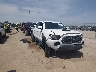 5TFCZ5AN4JX****** Salvamento y Destrozados 2018 Toyota Tacoma en Fort Worth North