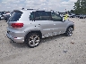 WVGBV7AX4FW****** Salvamento y Destrozados 2015 Volkswagen Tiguan en Estado de Illinois