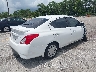 3N1CN7AP6HL****** Salvamento y Destrozados 2017 Nissan Versa en Estado de Florida
