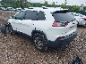 1C4PJMLX0KD****** Salvamento y Reparables 2019 Jeep Cherokee en Long Island