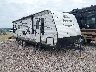 1UJBJ0BP8H1****** Salvamento y Destrozados 2017 Jayco Jayco en Rec Rides Online Exclusive