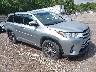 5TDJZRFH2JS****** Salvamento y Destrozados 2018 Toyota Highlander en Knoxville