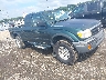 4TAWN72N3YZ****** Salvamento y Destrozados 2000 Toyota Tacoma en Long Island