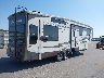 AV0FC3421BE****** Salvamento y Destrozados 2011 Crossroads Rushmore 5th Whl Travel Trailer en Estado de Minnesota