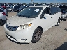 5TDDK3DC2BS****** Usados y Reparables 2011 Toyota Sienna en North Hollywood