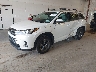 5TDDZRFHXJS****** Usados y Reparables 2018 Toyota Highlander en Flint
