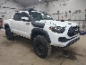 5TFCZ5AN7JX****** Salvamento y Destrozados 2018 Toyota Tacoma en Erie