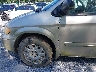 2C4GP44RX5R****** Reparables 2005 Chrysler Town & Country en Estado de Virginia
