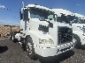 4V4MC9DG8FN****** Salvamento y Destrozados 2015 Volvo Vnm64t en Specialty Division