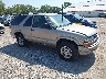 1GNCT18X05K****** Salvamento y Destrozados 2005 Chevrolet Blazer en Davenport